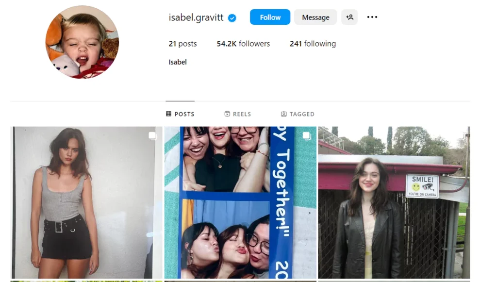 Isabel Gravitt Instagram profile screenshot